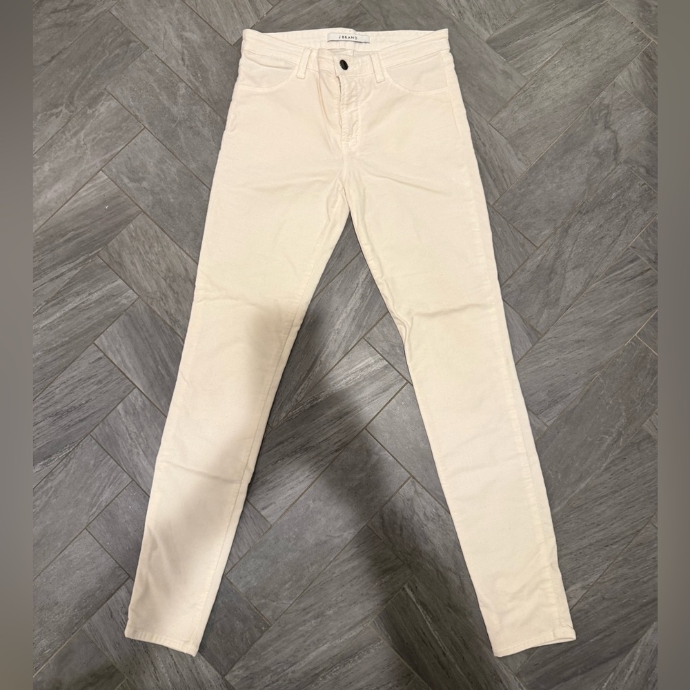 J Brand Super Skinny Jeans in Pearl